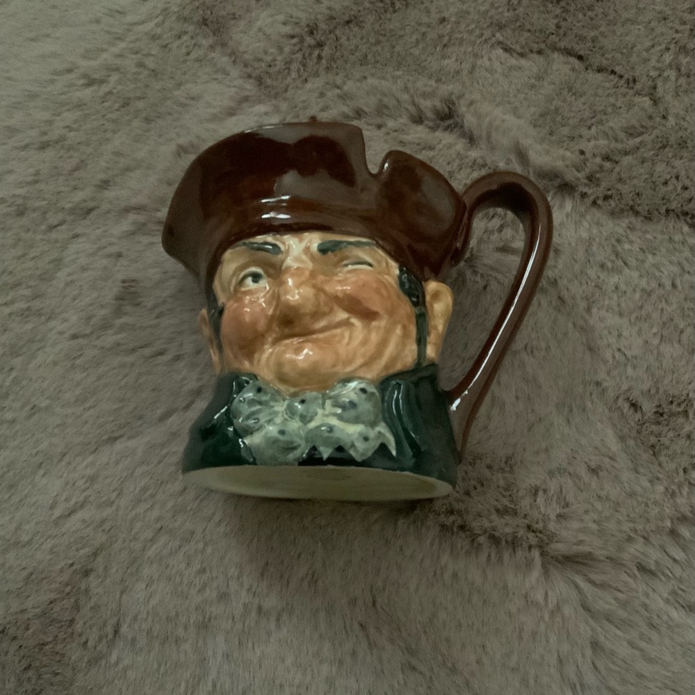 Vintage Royal Doulton Toby Jug Old Charley Winking Porcelain Cup Mug